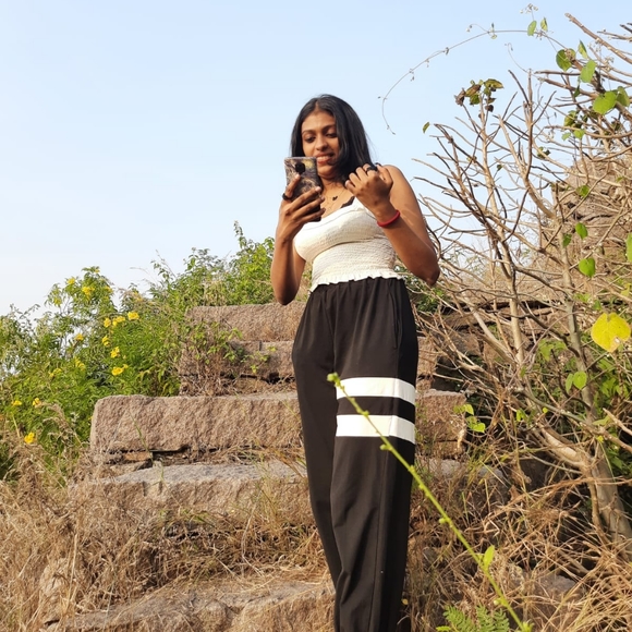 Urbanic | Pants \u0026 Jumpsuits | Joggers 